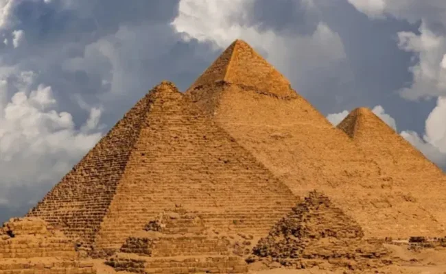 Giza-Pyramids-Complex-New-Featured-image-EgyptaTours