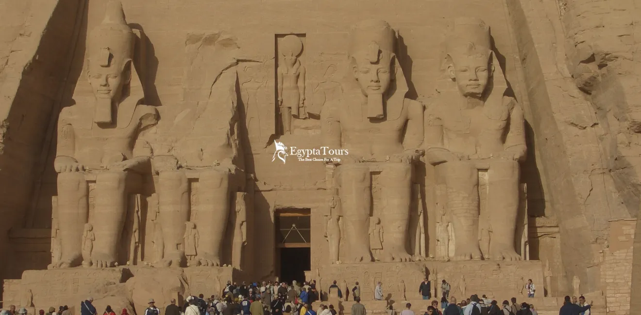 Top-Rated-Places-In-Egypt-Abu-Simbel-Temples-Aswan-EgyptaTours