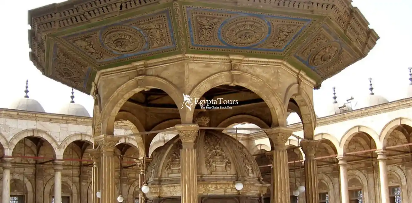 Features -of -the- Mosque