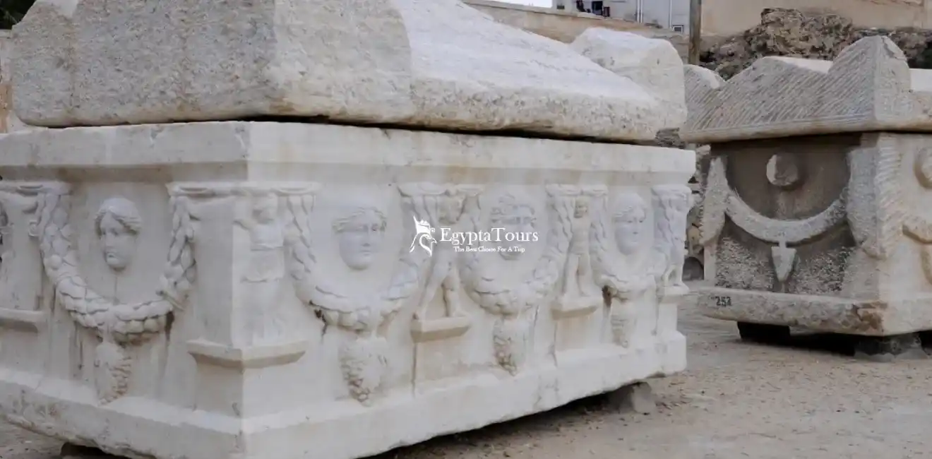 Getting-to-and-Around-the-Catacombs-EgyptaTours