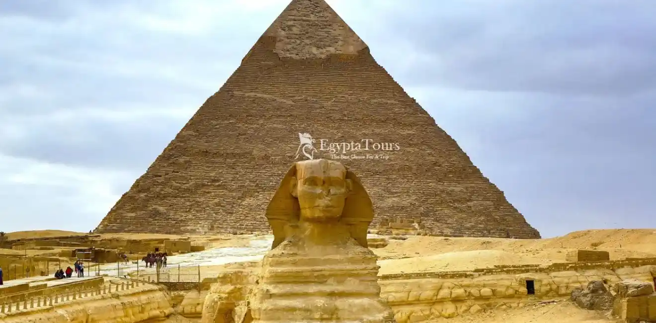 The-History-of-Khafre-Pyramid-EgyptaTours