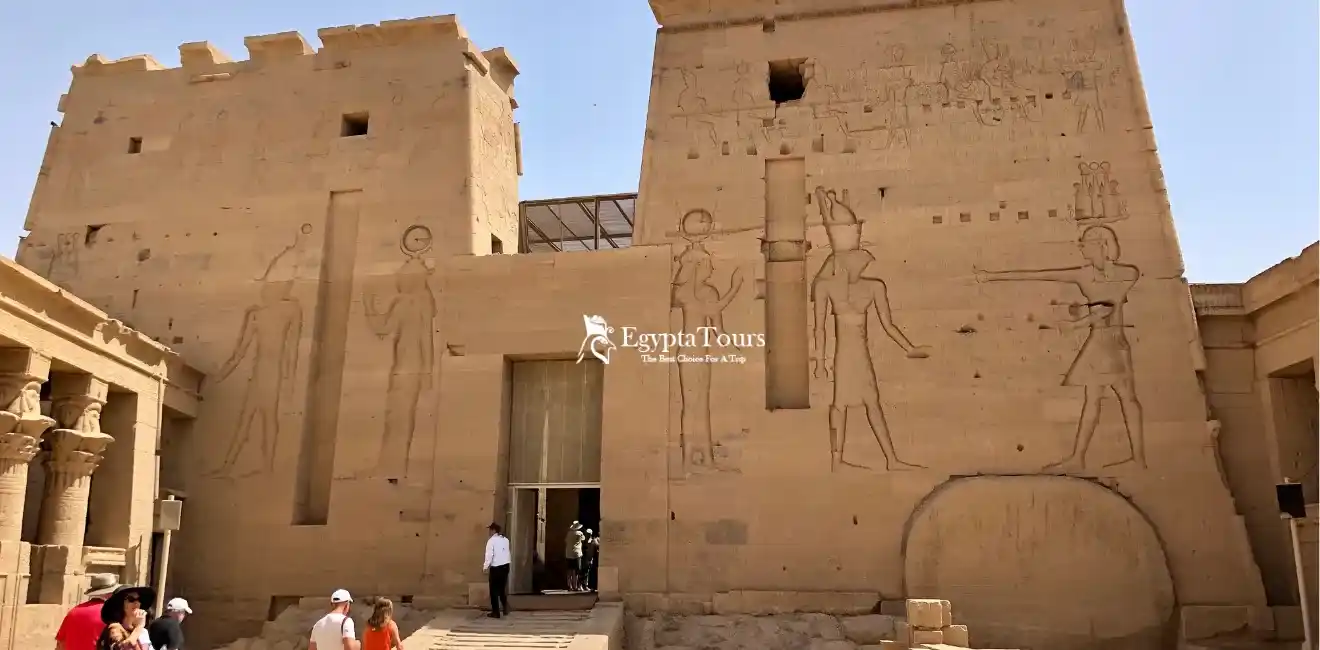 Edfu-Temple-Best-Egypt-Cruise-EgyptaTours