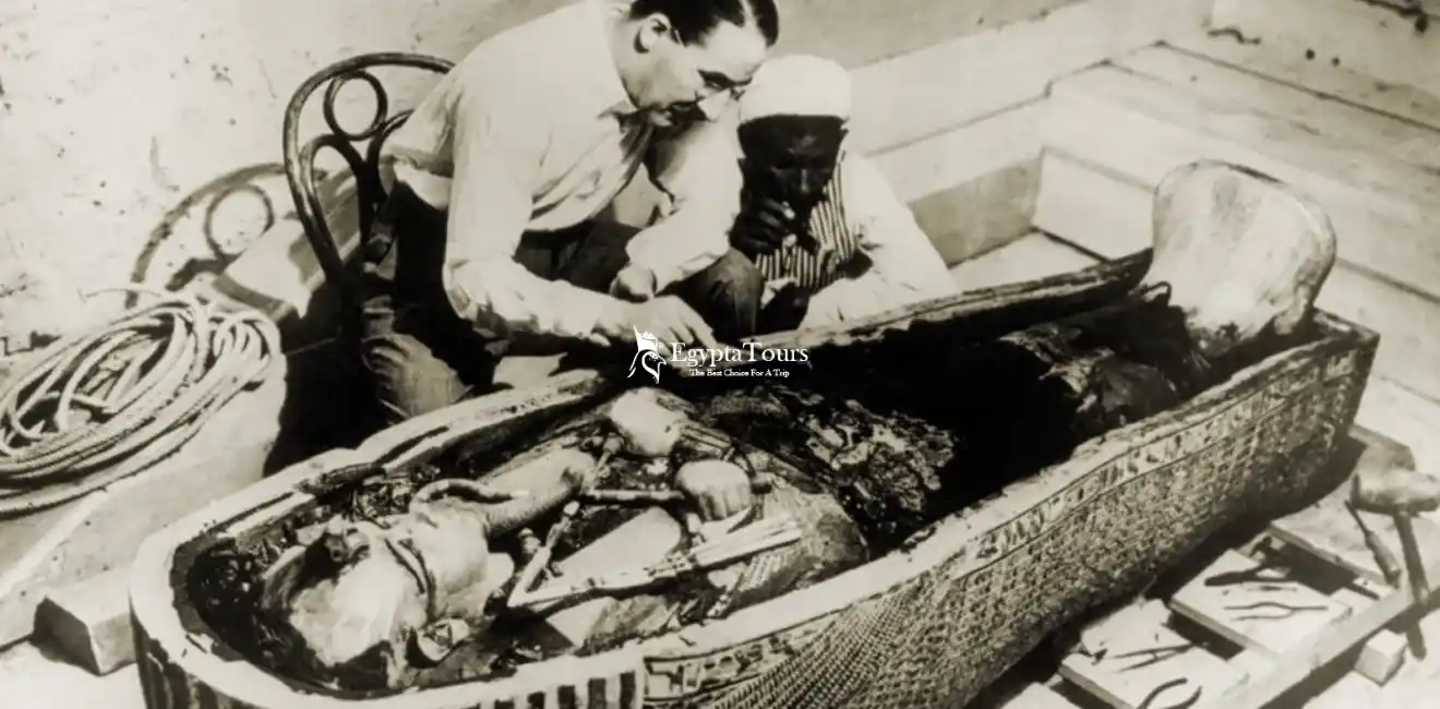 Curse of the Pharaohs: Myth, Mystery & Historical Facts 4 The-Discovery-of-the-Pharaohs’-Curse-and-the-Opening-of-Tutankhamun’s-Tomb