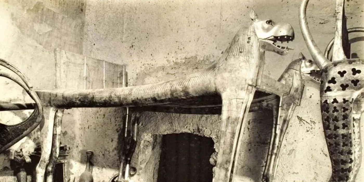 Curse of the Pharaohs: Myth, Mystery & Historical Facts 2 curse-of-the-pharaohs-Tomb-Discovery