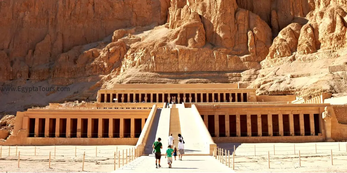 Fascinating 2 Days Luxor Tour from Safaga 2 2-Days-Luxor-Tour-from-Safaga-Queen-Hatshpseut-Temple