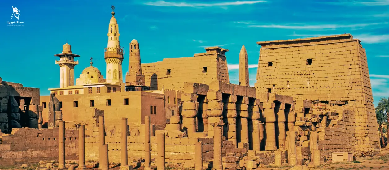 Abu-El-Hagag-Mosque-Design-EgyptaTours