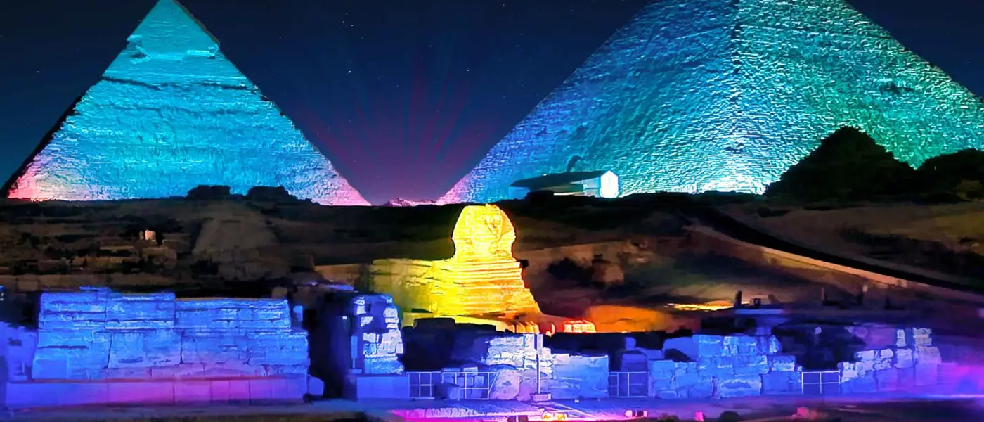 11-Things-to-do-in-Cairo-at-night-Sound-and-Light-show-at-Giza-Pyramids