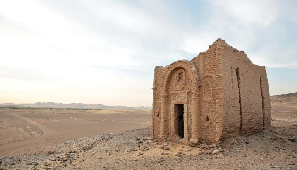 Unlock the Secrets of Kharga Oasis: An Oasis of Tranquility in the Western Desert
