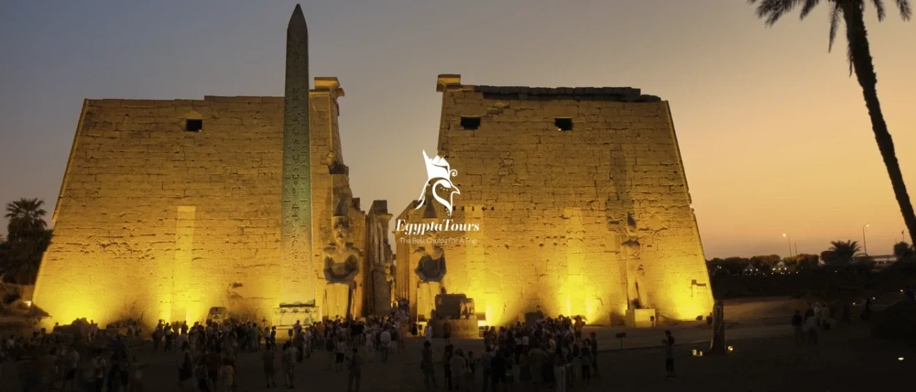 Enjoy-a-Tour-to-Luxor-Temple-at-Night-how-to-spend-a-night-in-Luxor-EgyptaTours