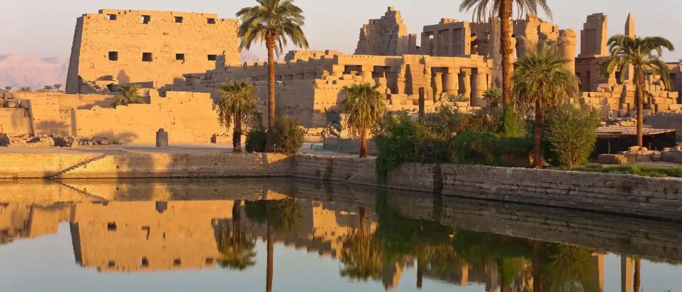 Ancient-Egyptian-Cities-Thebes-City-EgyptaTours