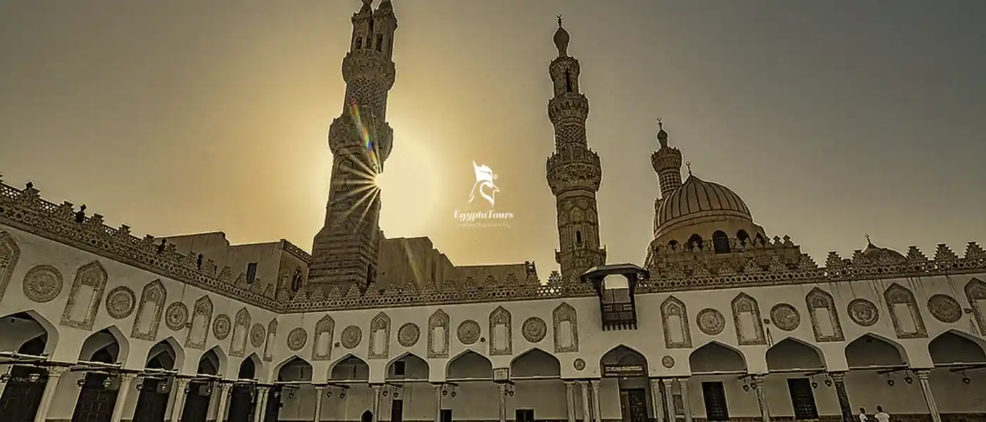 History-of-Al-Azhar-Mosque-EgyptaTours