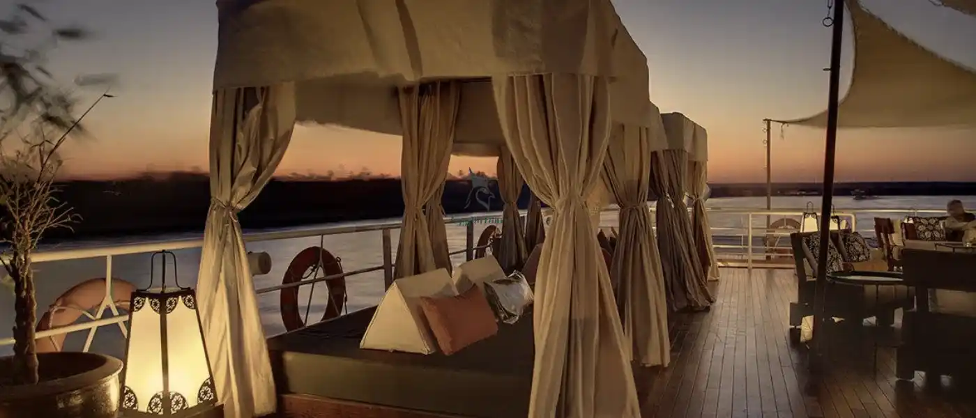 Egypt Group Tours: Unforgettable Adventures Through Ancient Wonders 17 Nile-Cruise-on-Egypt-Group-Tours