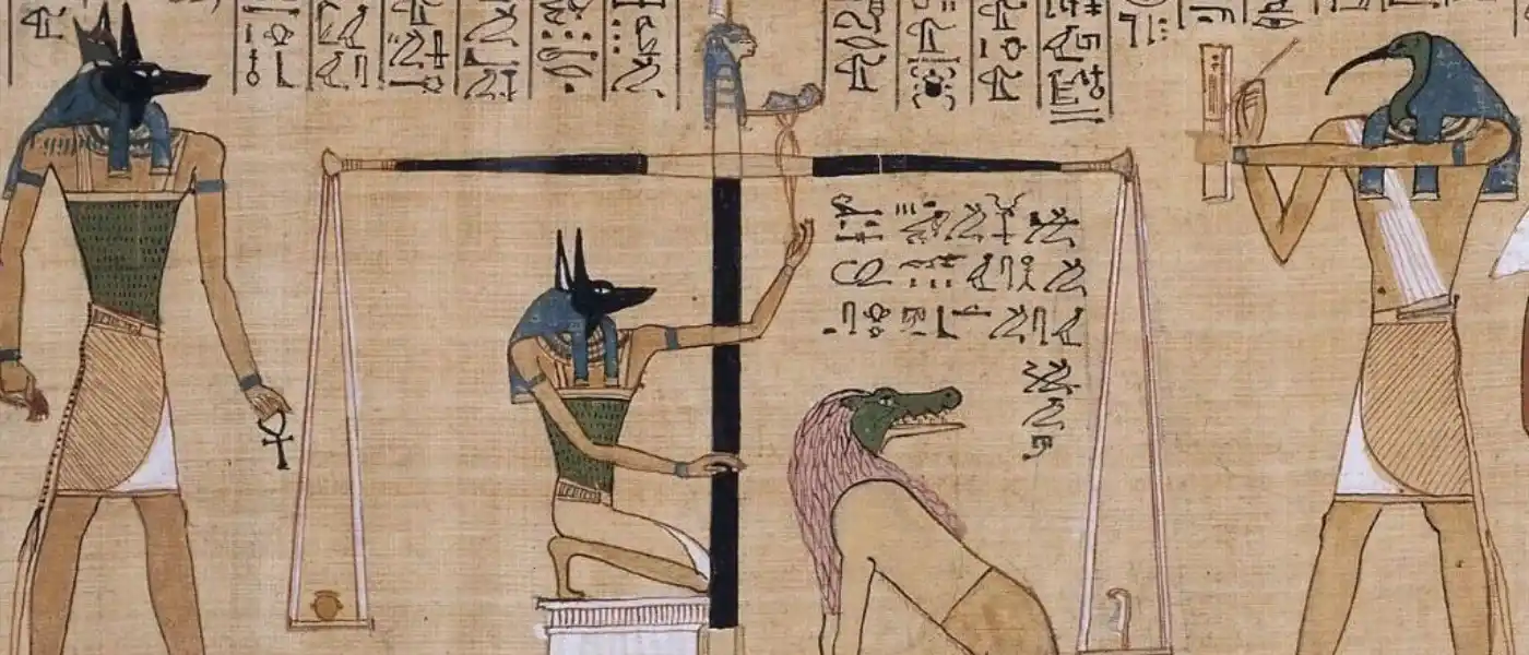 Ancient-Egyptian-papyrus-of-the-Pharaohs-in-medicine-and-monitoring-daily-life