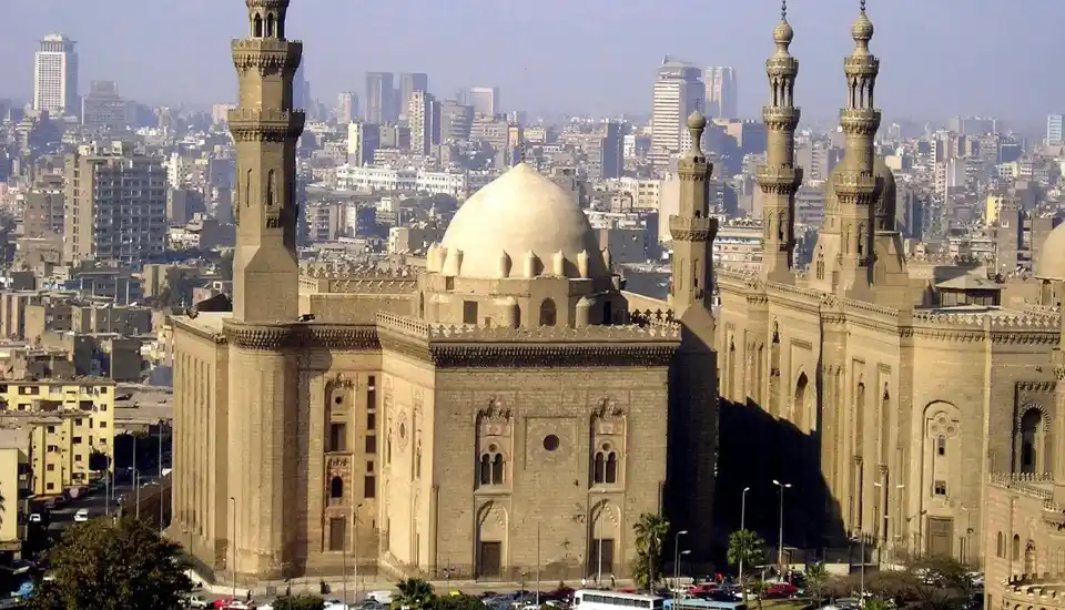 Mosque of Sultan Hassan: The Magic of Islamic Architecture in Cairo 9 Mosque-of-Sultan-Hassan-The-Magic-of-Islamic-Architecture-in-Cairo
