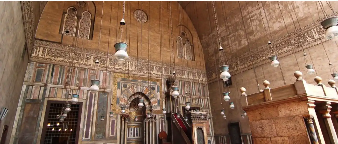 Mosque of Sultan Hassan: The Magic of Islamic Architecture in Cairo 8 Sultan-Hassan-Details-of-construction