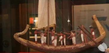 Discovering Old Egyptian Boats: History and Magical Design