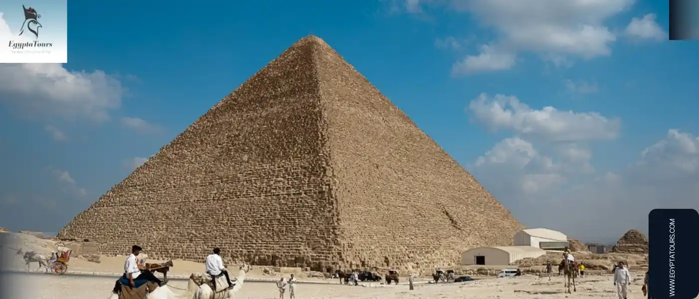 Stunning 12 Pyramids in Egypt: Egypt Pyramids – How Many Are There? 12 5. The-Pyramid-of-Menkaure-12-Pyramids-in-Egypt-EgyptaTours