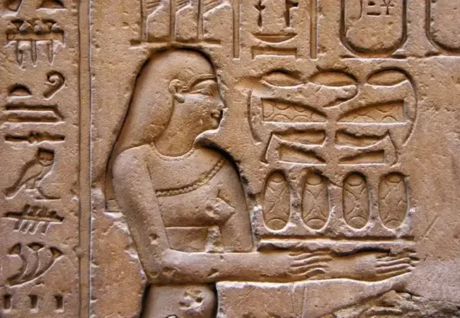 Exploring-Best-Dialects-Egypt-Language-Demystified-EgyptaTours