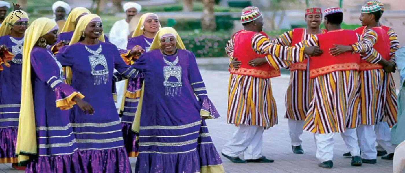 Nubian-clothes-What-to-wear-in-Egypt-EgyptaTours