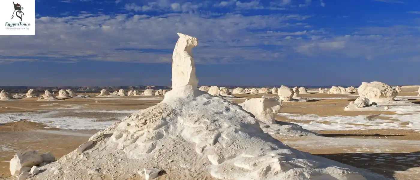 The-most-important-features-of-the-White-Desert-EgyptaTours