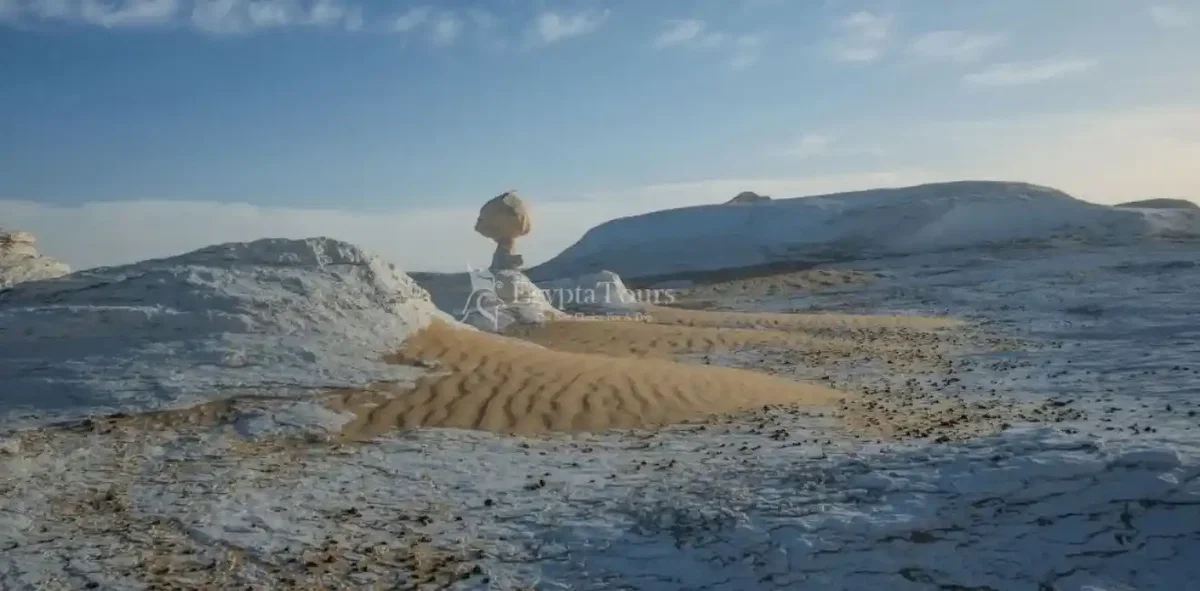 Winter-Destinations-in-Egypt-White-Desert-EgyptaTours 