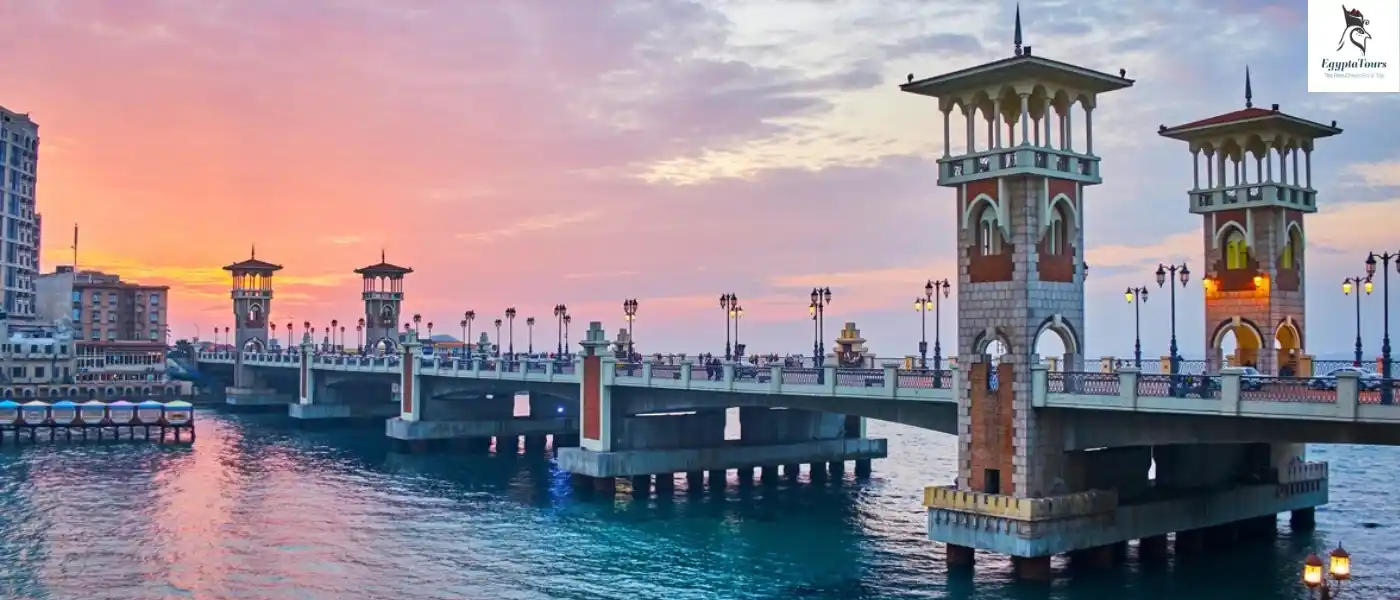 Alexandria-Corniche-Development-EgyptaTours