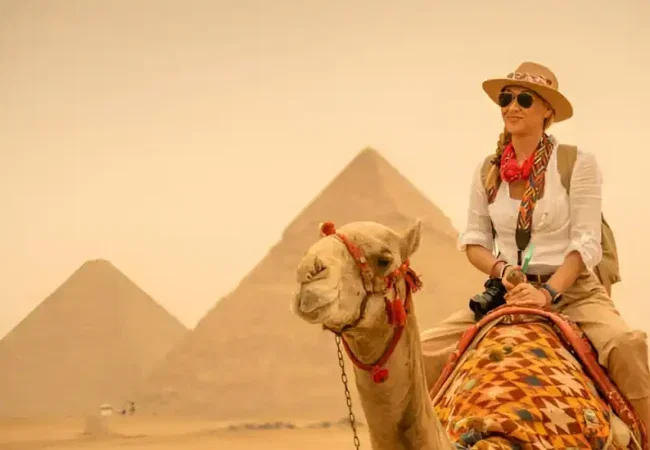 Strange-Facts-About-the-Pyramids-EgyptaTours