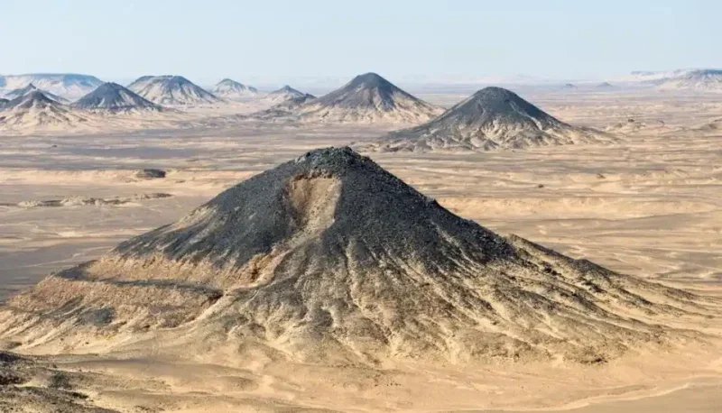 The-Black-Desert-Egypt-Can-You-Visit-It-on-Your-Own-EgyptaTours
