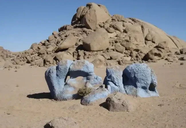 The-Magical-Blue-Desert-in-Egypt-EgyptaTours