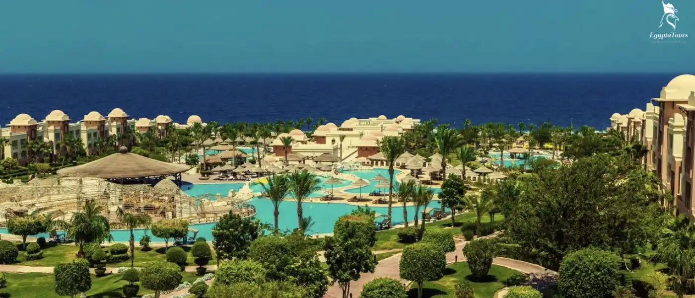 Best Beaches in Makadi Bay 4 Serenity-Makadi-Beach-Best-Beaches-in-Makadi-Bay-EgyptaTours