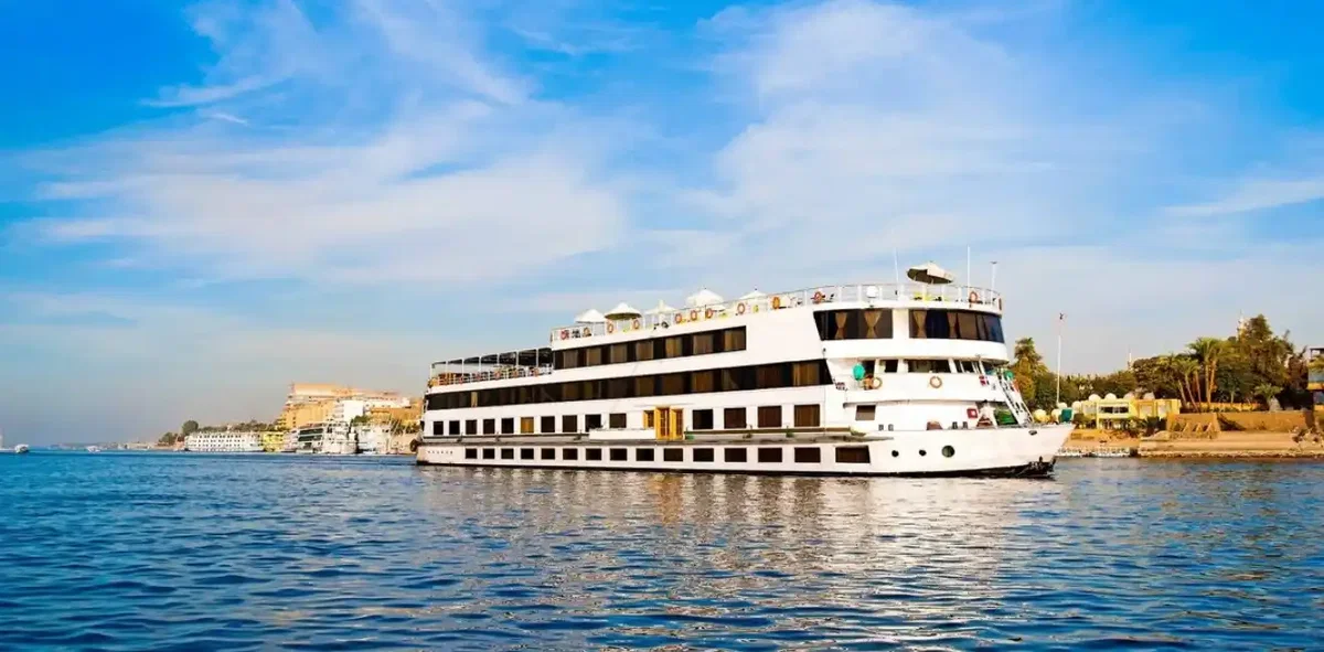 Celebrate-the-Festive-Season-in-Style-Embark-on-a-4-Days-Nile-Cruise-from-Aswan-in-Christmas-EgyptaTours