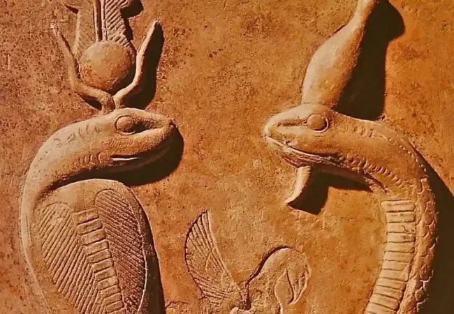 Snakes-in-ancient-Egypt-EgyptaTours