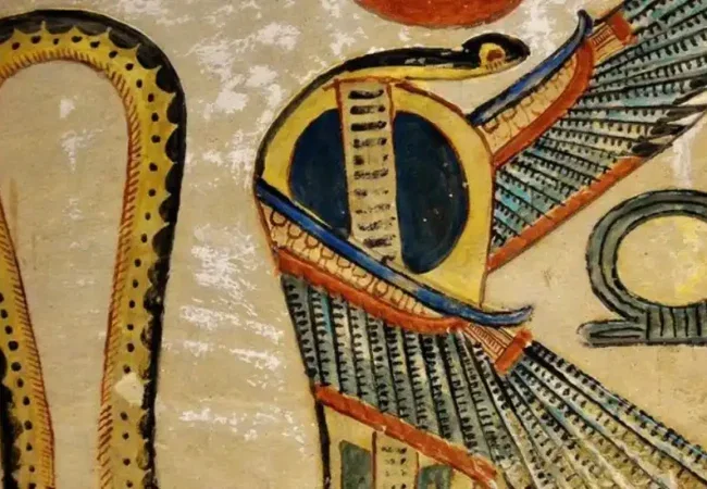 The-cobras-in-Ancient-Egypt-EgyptaTours-Featured