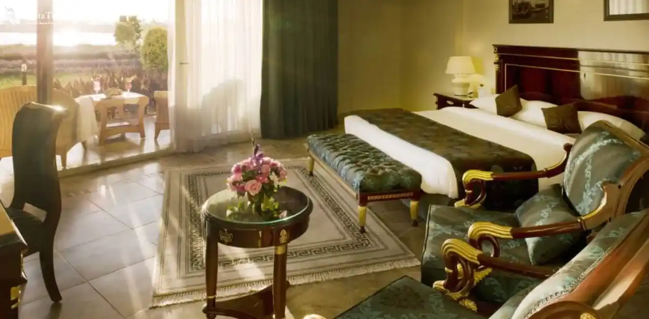 hotel-img