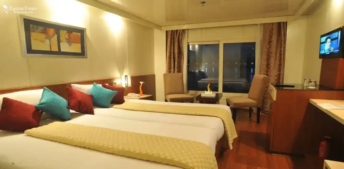 hotel-img