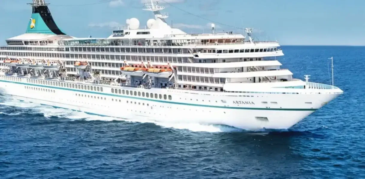 Shore Excursions for Cruises Stop in Safaga Port 16 Artania-Cruise-Excursions-from-Safaga-EgyptaTours-Featured