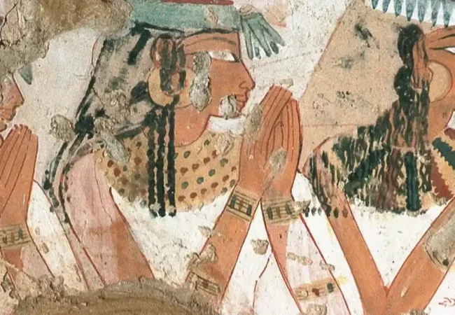Ancient-Egyptian-Traditions-and-Customs-EgyptaTours-Featured-Image