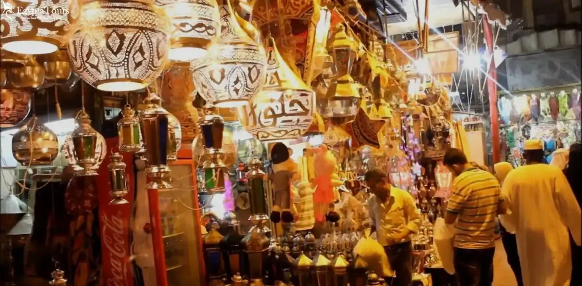 Ramadan-in-Egypt-Shopping-Markets-EgyptaTours