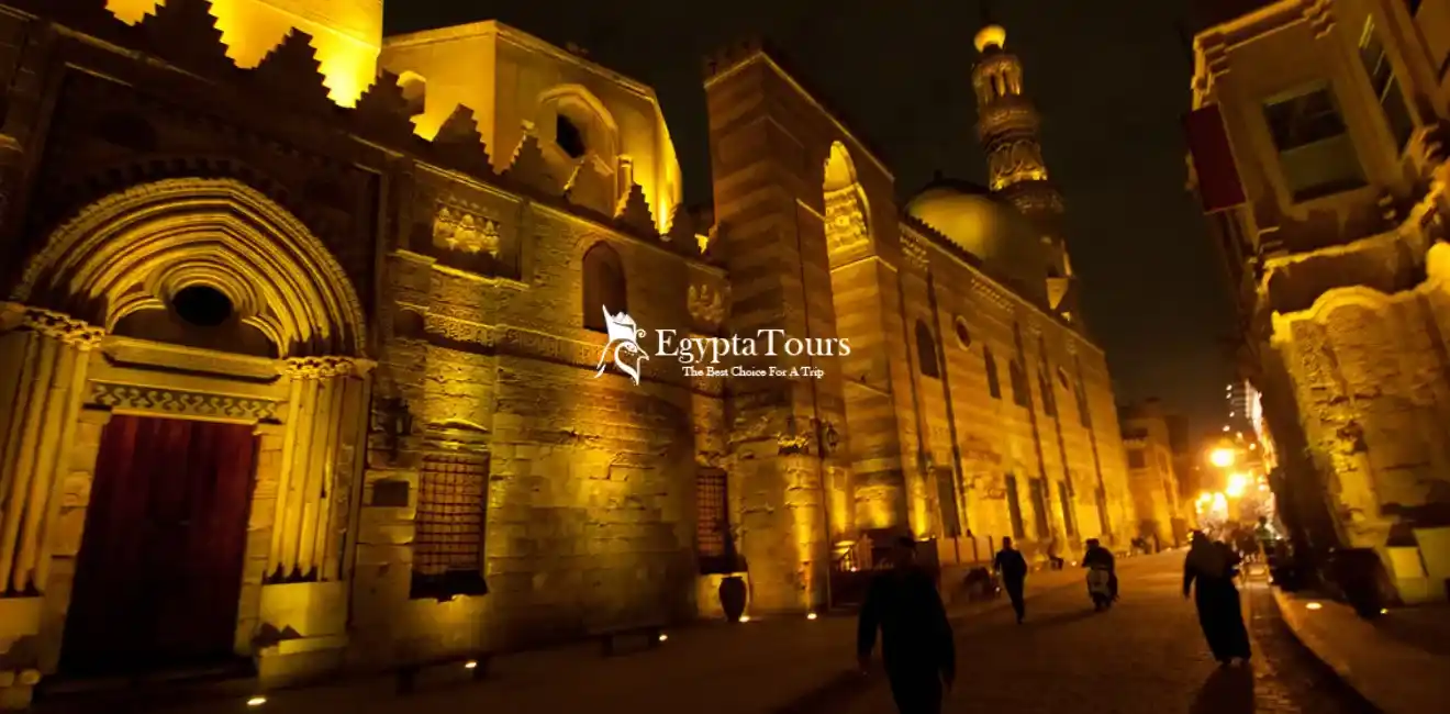 Al Muizz Street 2 The-History-of-Al-Muizz-Street-in-the-Heart-of-Old-Cairo-EgyptaTours