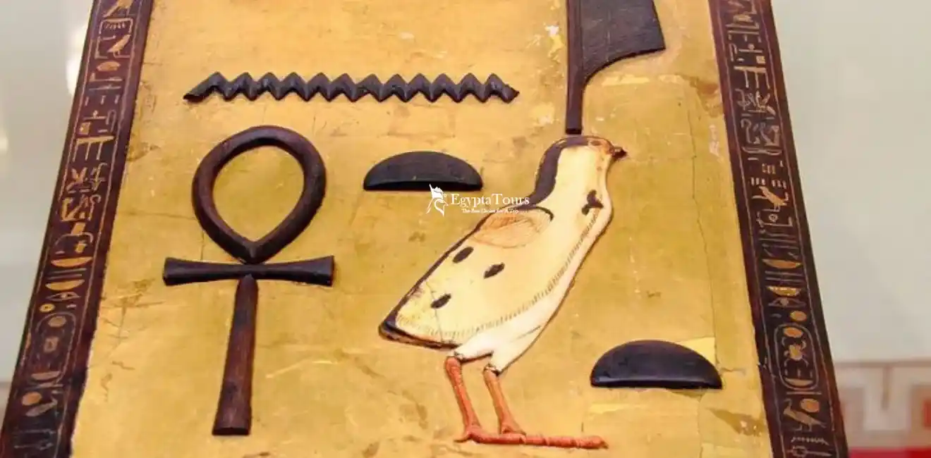 Cartouche Hieroglyphics 3 Description -Of -Cartouche -Hieroglyphics.