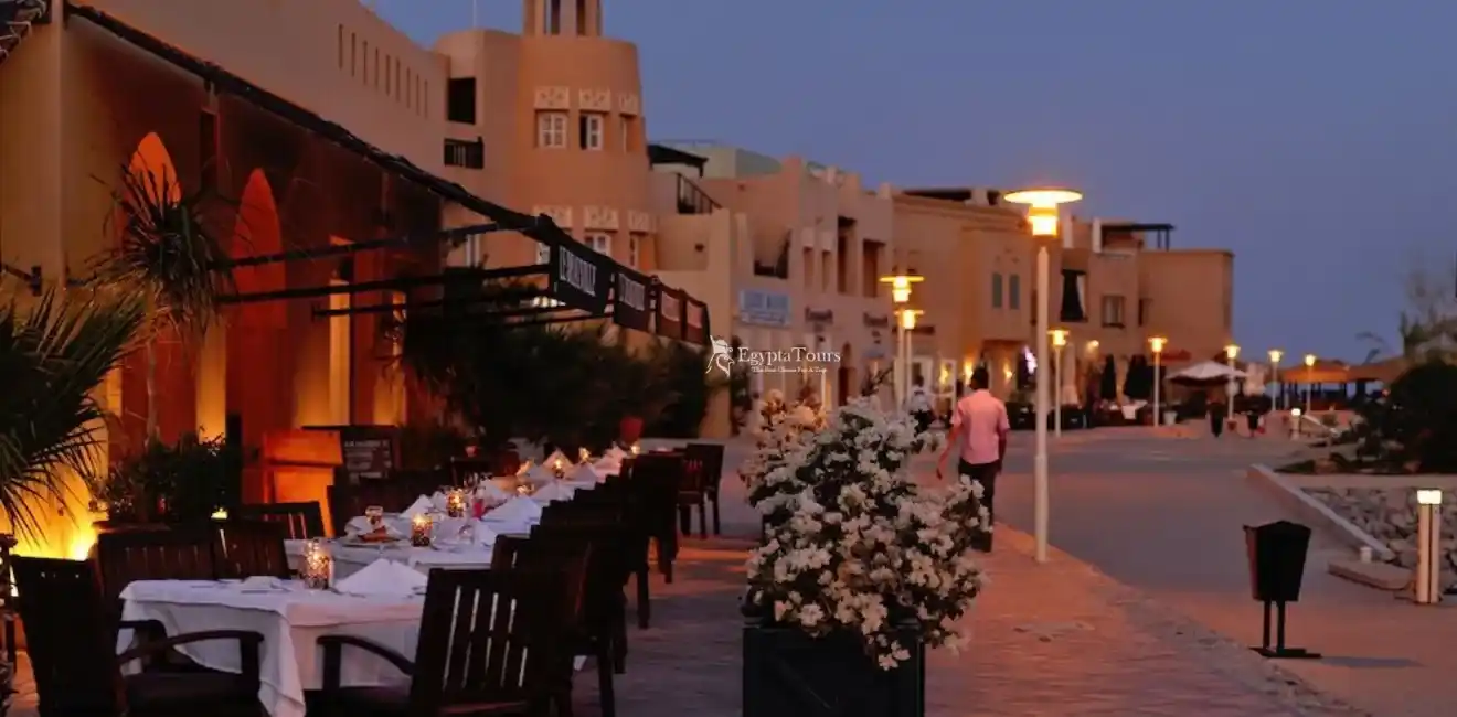 Things to Do in Port Ghalib 12 Enjoy -a- meal- at -seaside -restaurants- and -cafes