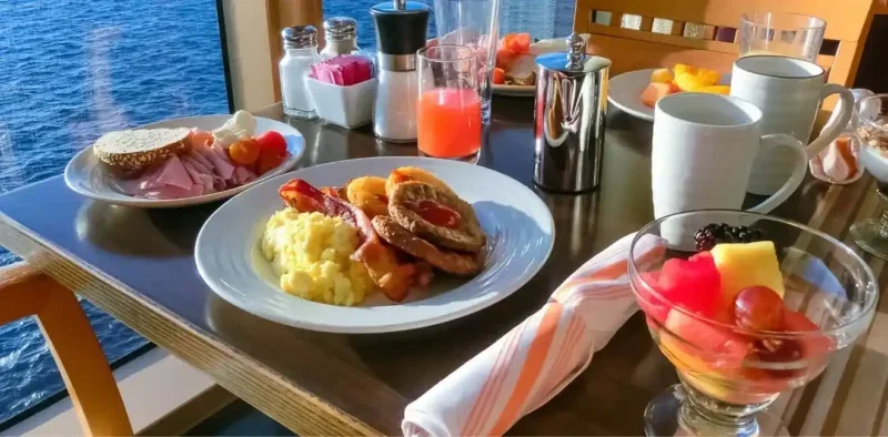 Food- and -Beverage -Onboard- Nile -Cruises-Egypta-Tours