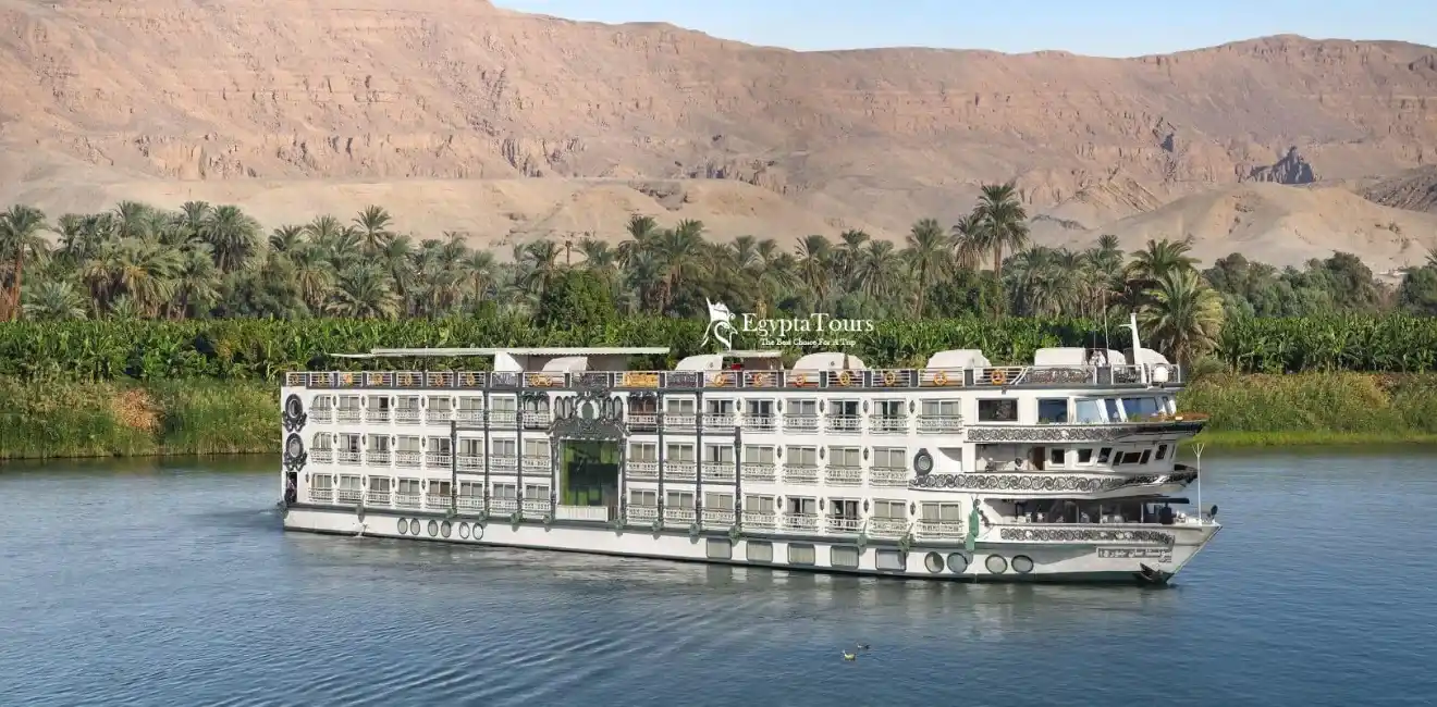 Things To Do From Safaga Port 17 Nile-Cruise-Experience-Things-To-Do-From-Safaga-Port-EgyptaTours