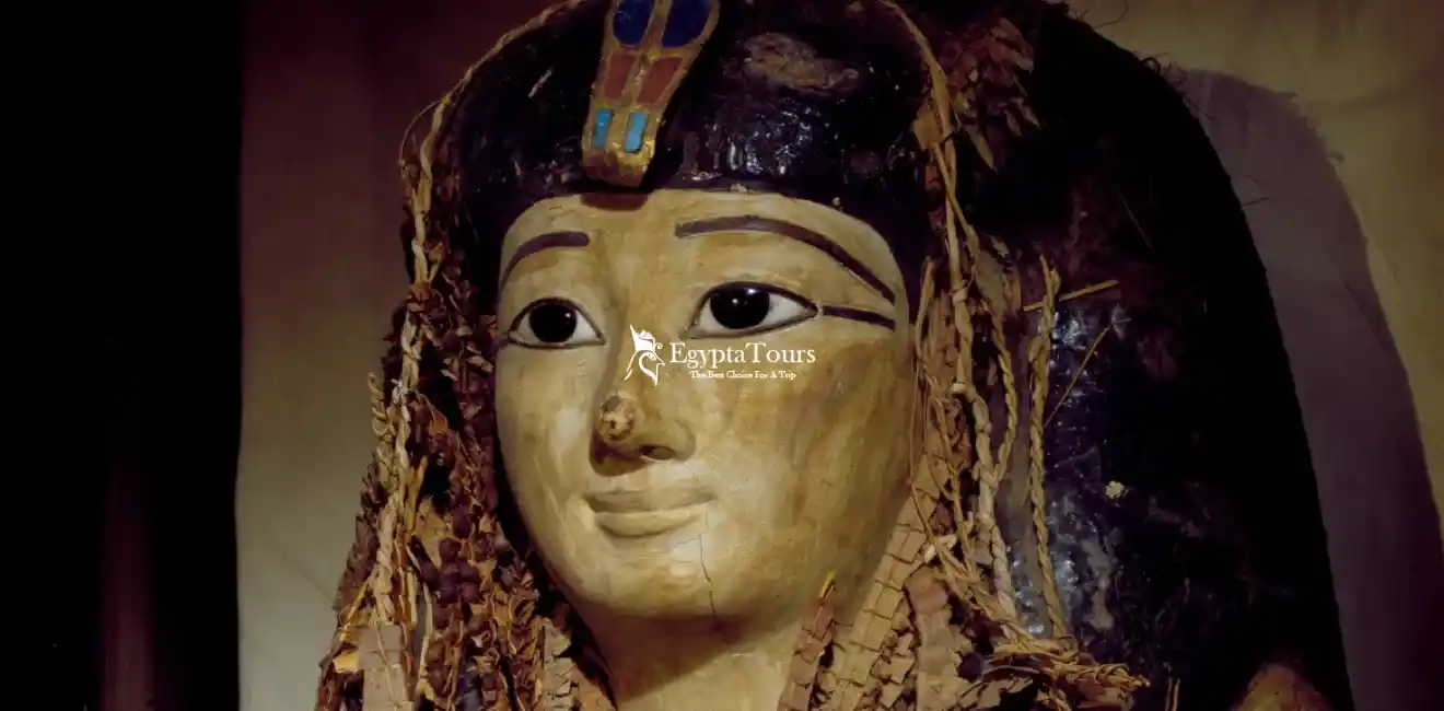 The -Tomb -Sarcophagus -and- Mummy -of -Amenhotep I
