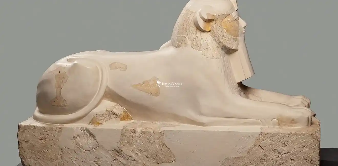 Sculpture -in- Amenemhat- Reign