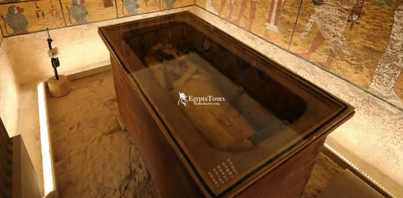 Weather In Egypt In Spring April May 8 The- Tomb- of -Tutankhamun- in- the -Valley -of -the -Kings