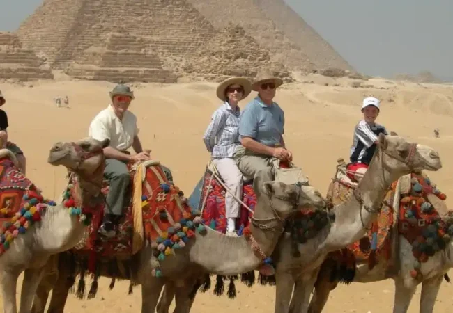 EgyptaTours 2 card-img